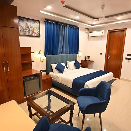 Hotel Down Town Paschim Vihar Delhi  Buitenkant foto