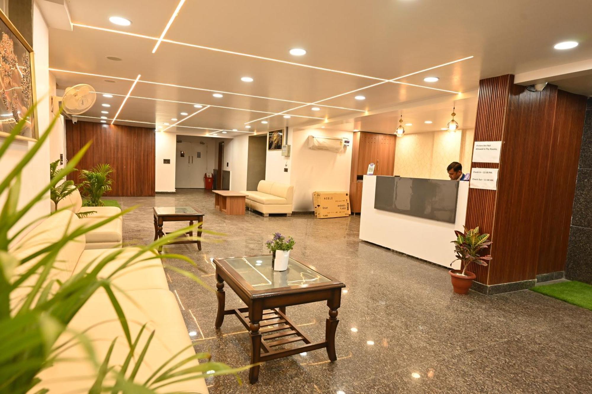 Hotel Down Town Paschim Vihar Delhi  Buitenkant foto