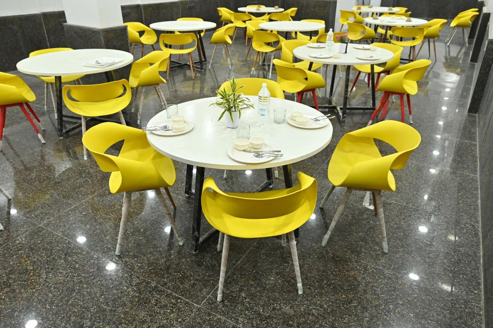 Hotel Down Town Paschim Vihar Delhi  Buitenkant foto