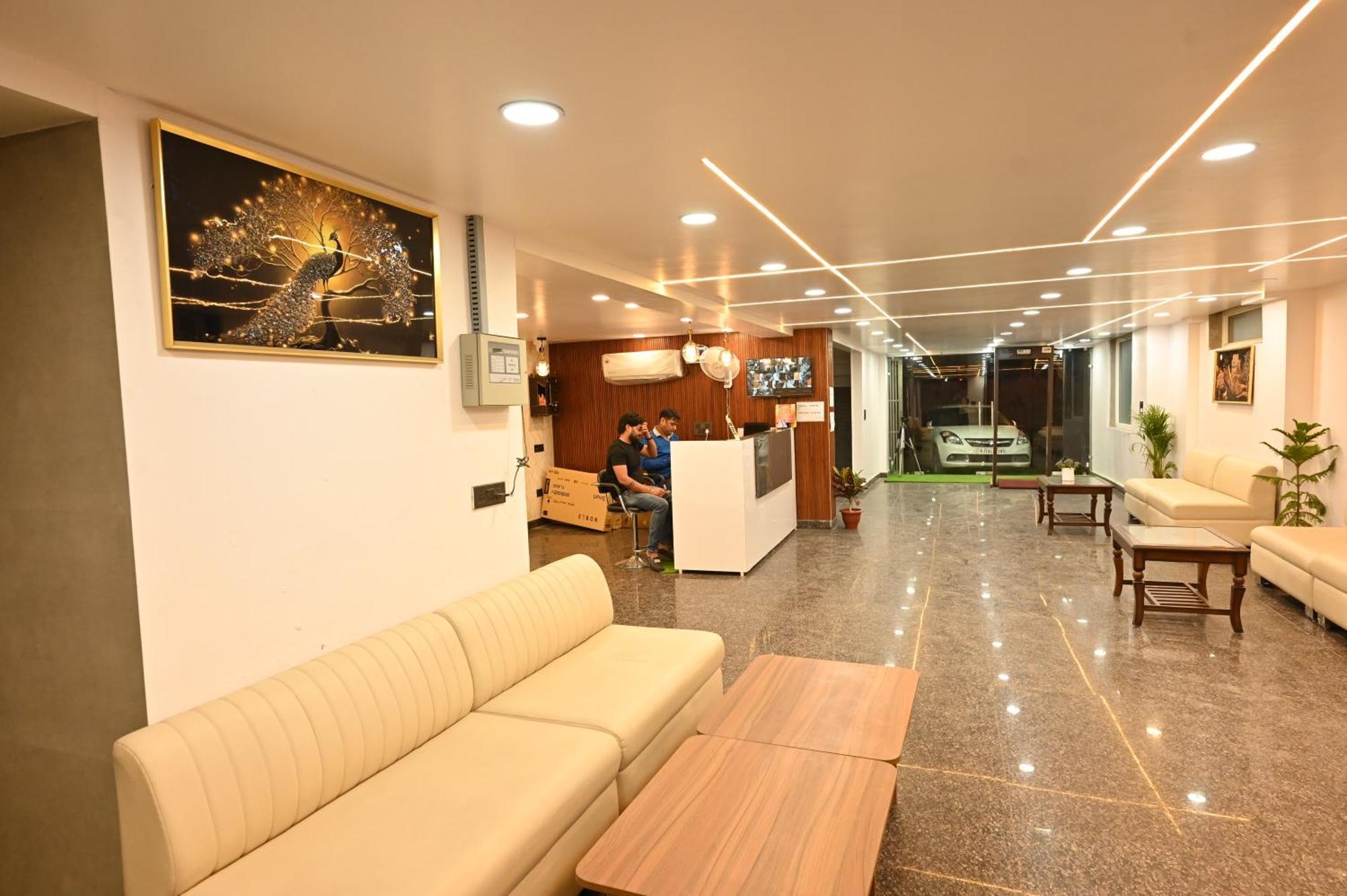 Hotel Down Town Paschim Vihar Delhi  Buitenkant foto