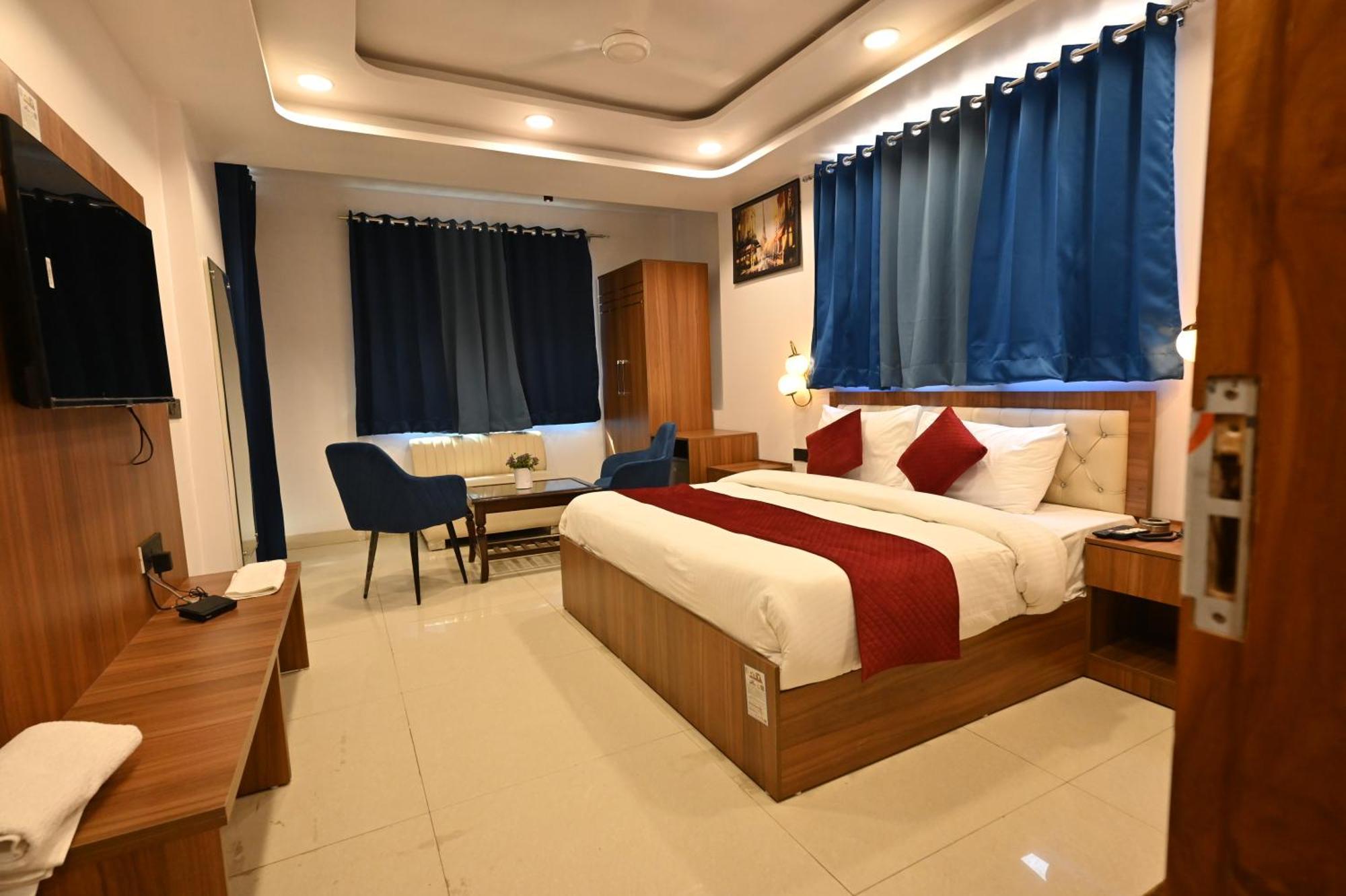 Hotel Down Town Paschim Vihar Delhi  Buitenkant foto