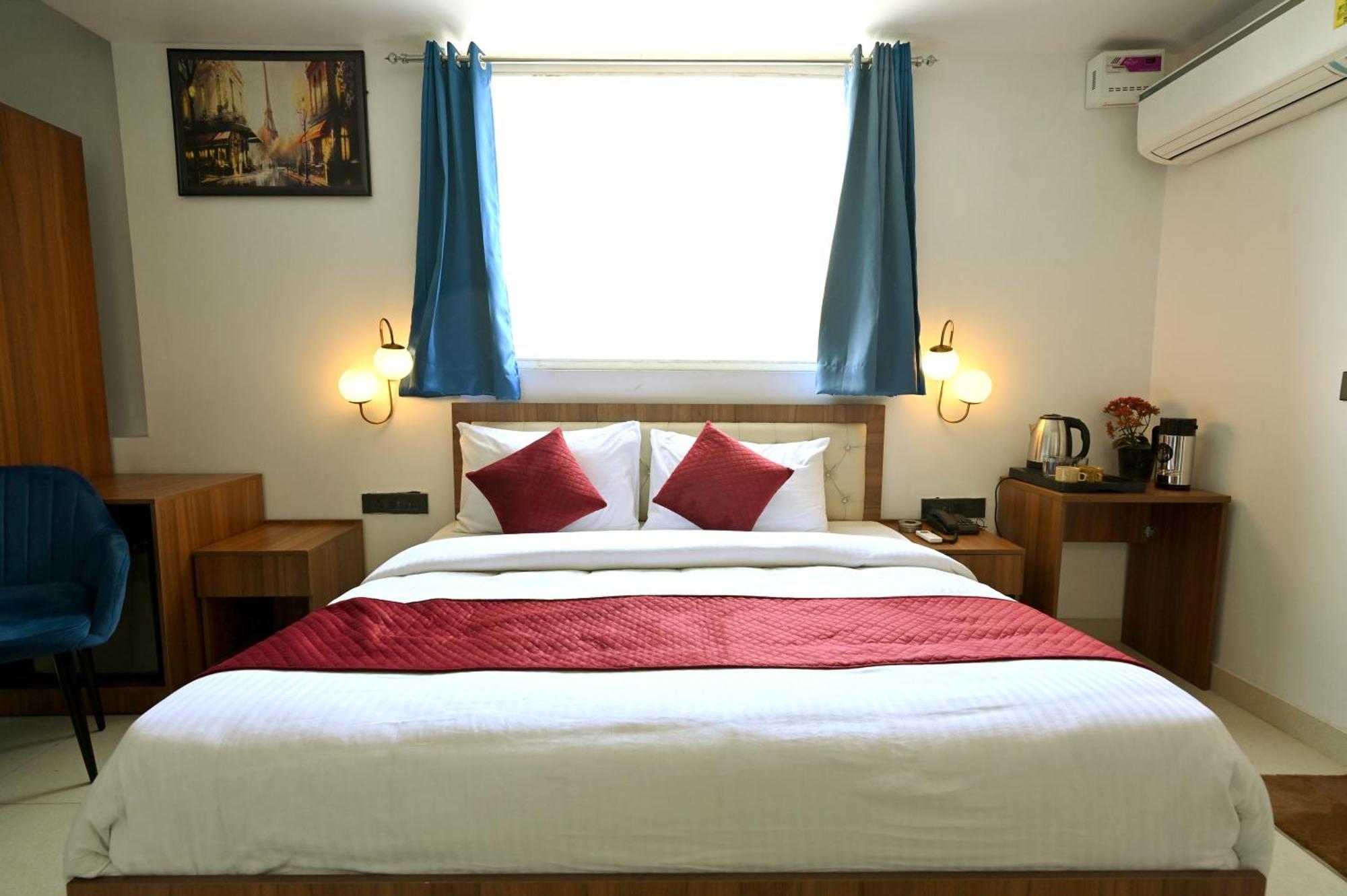 Hotel Down Town Paschim Vihar Delhi  Buitenkant foto